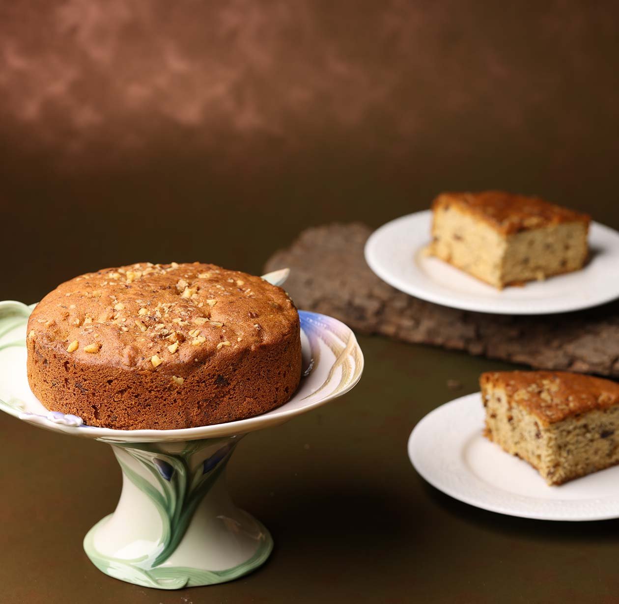 Date And Walnut Cake (Egg)